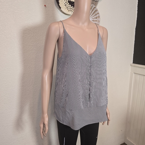 Loft Women Tank Top Size Medium White And Black Stripes Buttons Casual - Picture 8 of 10